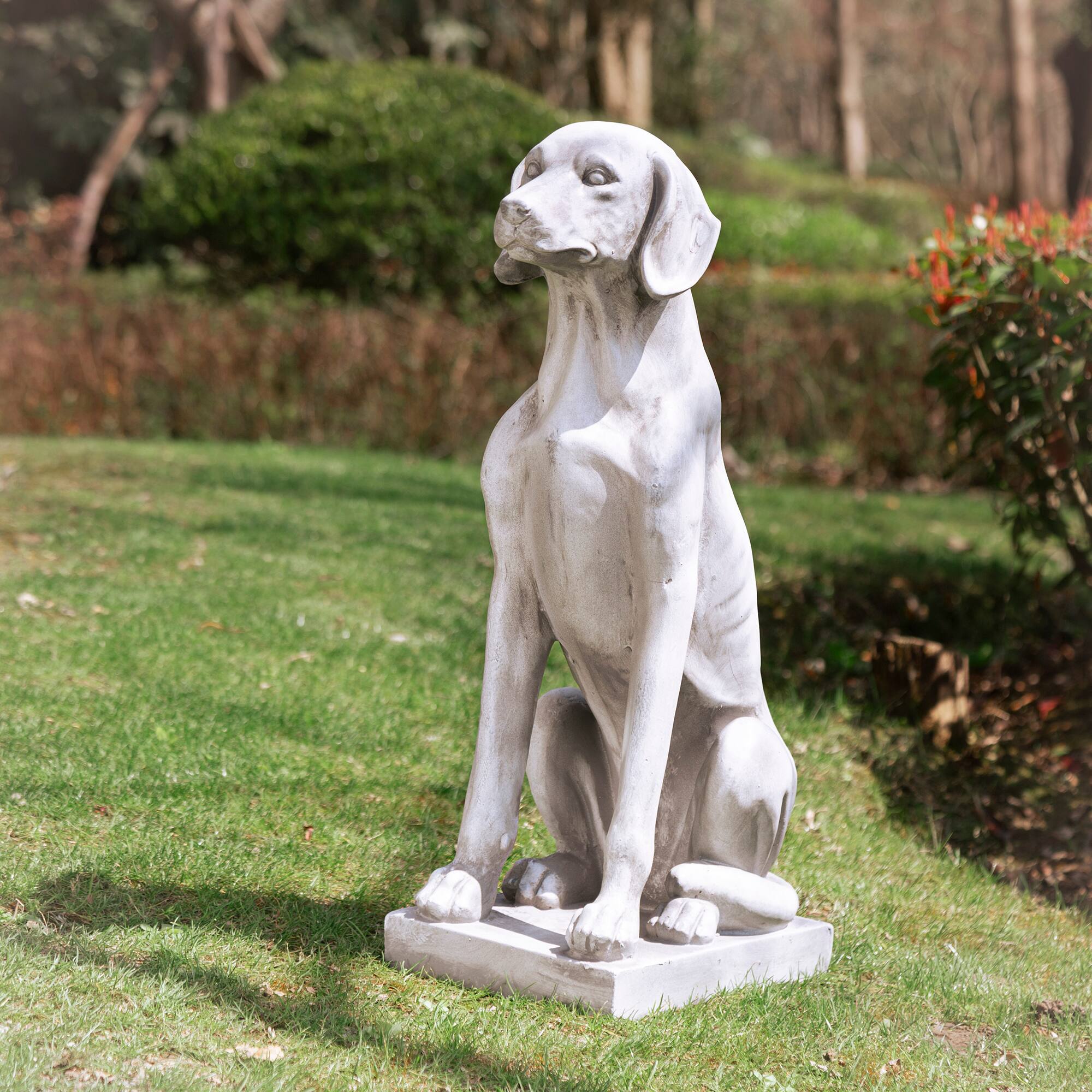 Glitzhome® 28" Sitting Labrador Retriever Dog Statue